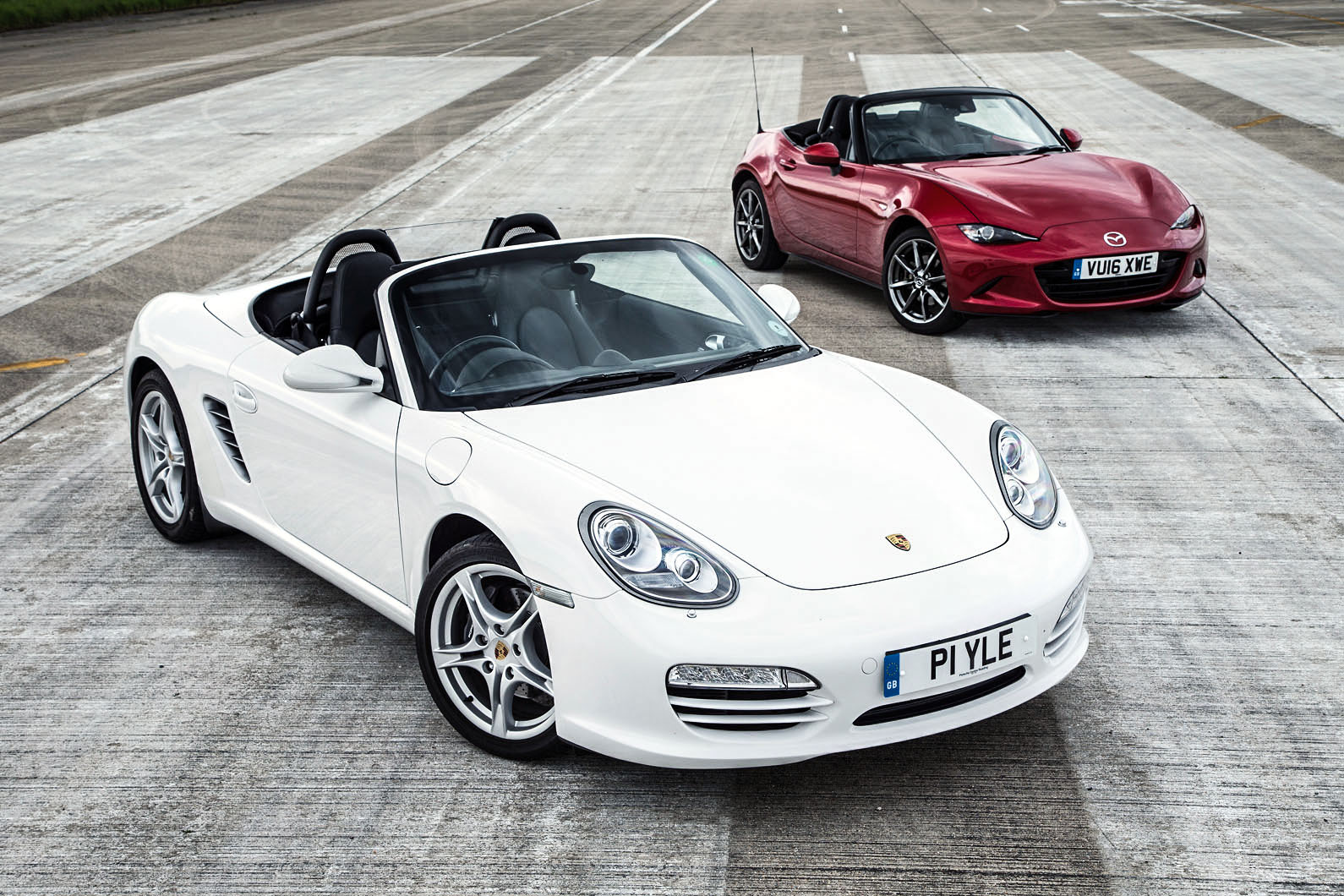 MK4马自达MX-5与二手保时捷Boxster 987：跑车比较