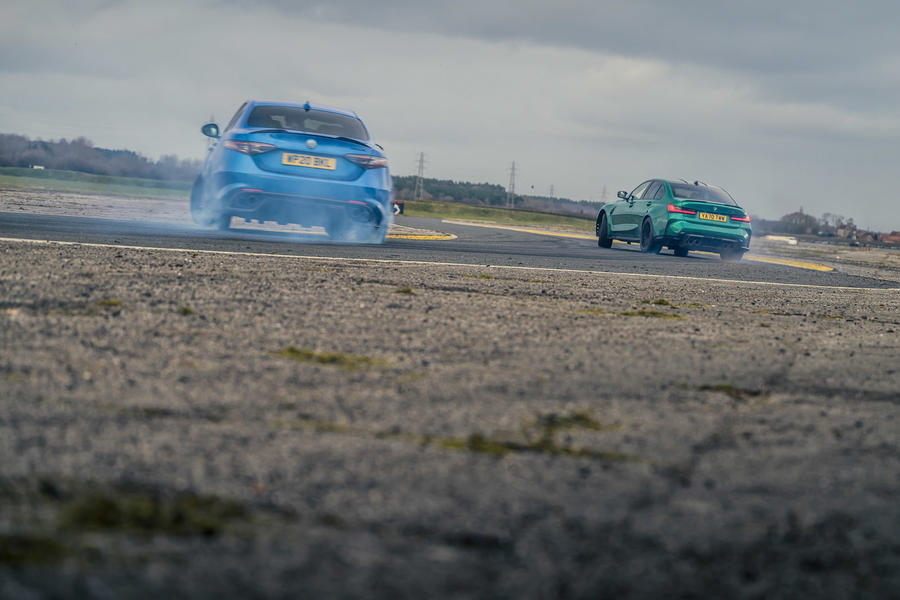 超级轿车枪战：宝马M3 VS AMG E63和阿尔法朱利亚QV