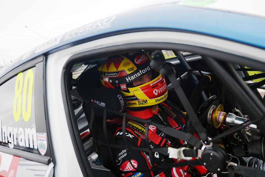 他们成功的秘密，ExcelR8 Motorsport 在 BTCC