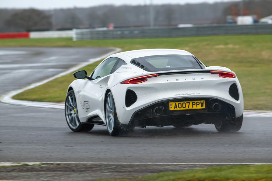 2022 Lotus Emira 原型车试驾报告