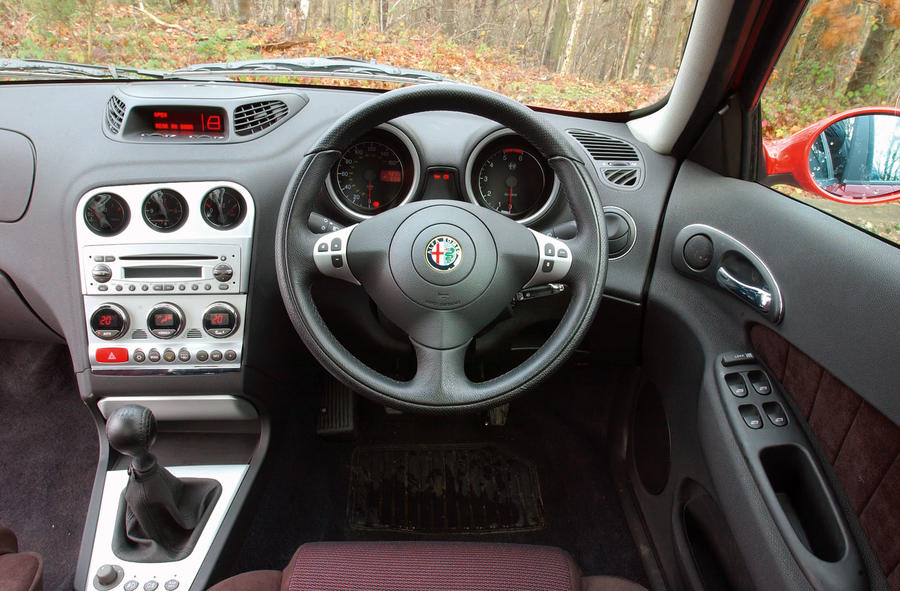 Used car buying guide: 阿尔法罗密欧156