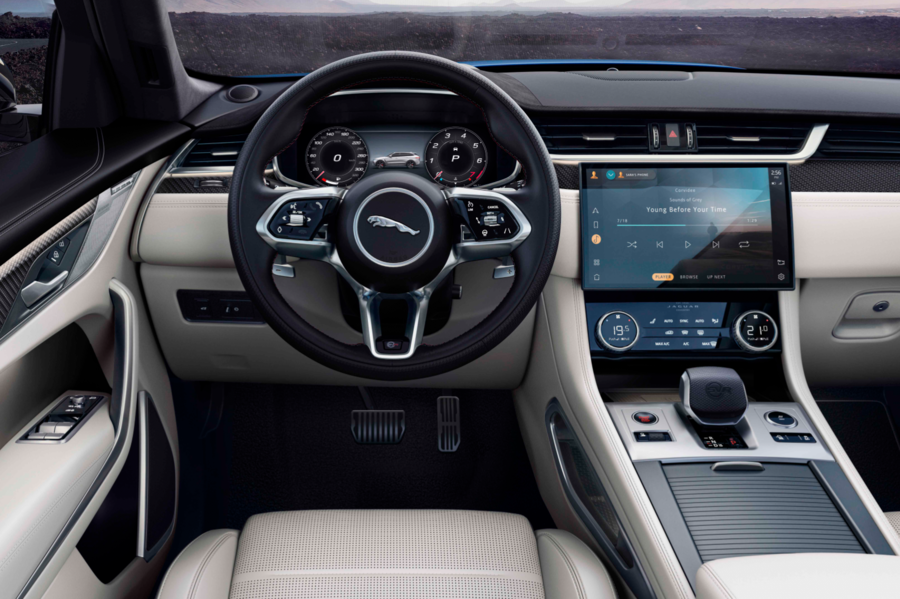 2021 Jaguar F-Pace SVR 带来新外观和性能提升