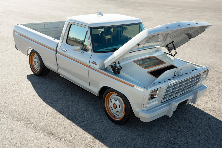 福特展示480bhp F-100，搭载Mustang Mach-E动力