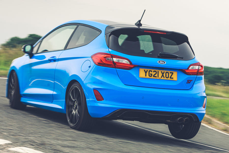 Here is the rewritten text in a concise and easy-to-read format, with a focus on providing a buying guide for the Ford Fiesta ST:，Nearly new buying guide: Ford Fiesta ST，Overview，The Ford Fiesta ST is a highly sought-after hot hatch that has been imp