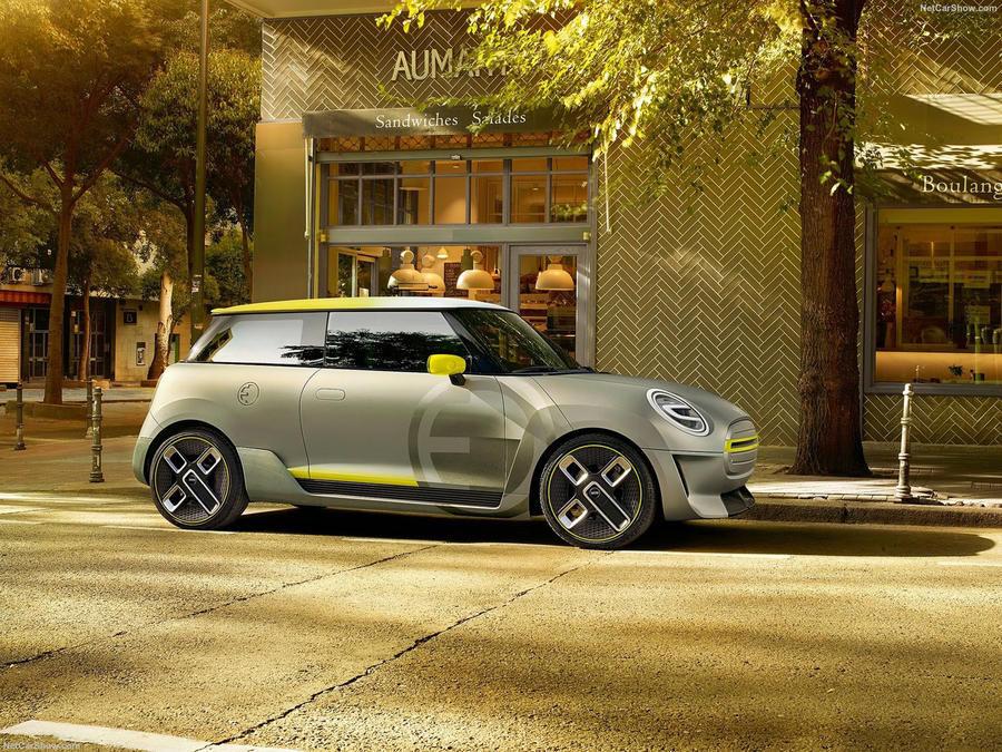 Celebrating 20 years of the BMW Mini