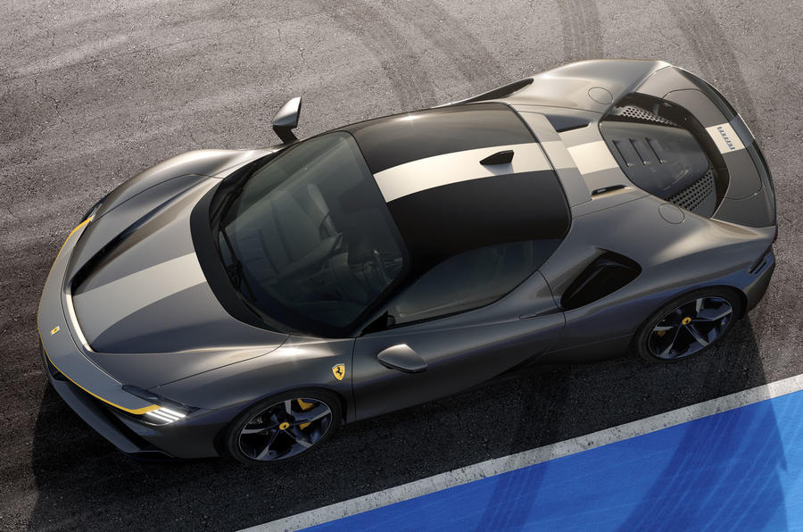 费拉利技术总监谈电动汽车、V12引擎和下一代LaFerrari