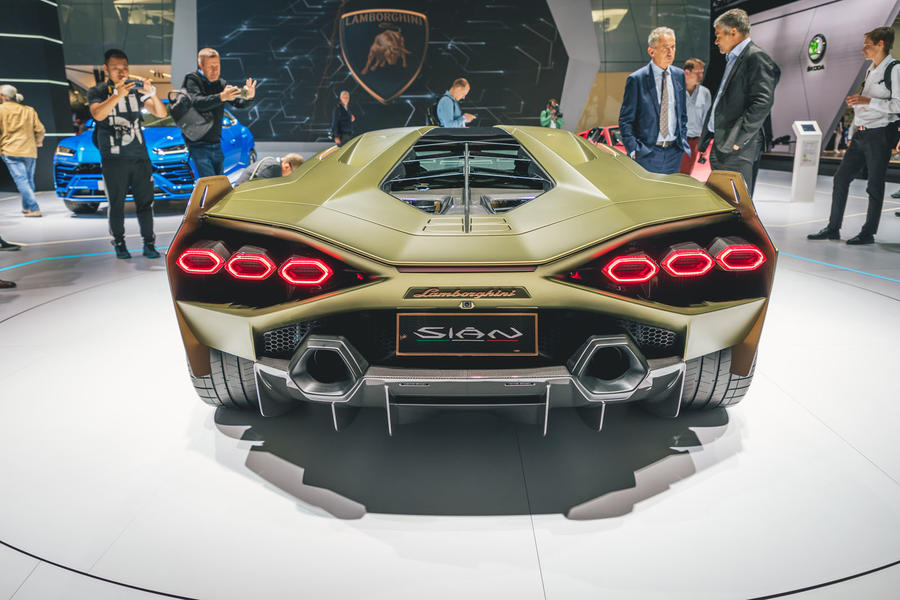 兰博基尼 Sián 不是 Aventador 的预见，设计负责人称