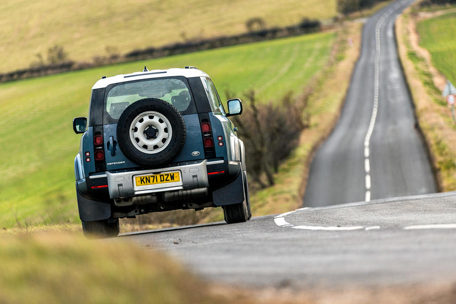 福特 Bronco vs 路虎 Defender，美国和英国四驱越野车对决